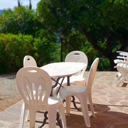 Apartahotel I Fiori Di Salici 3*