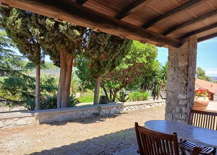 I Fiori Di Salici Aparthotel